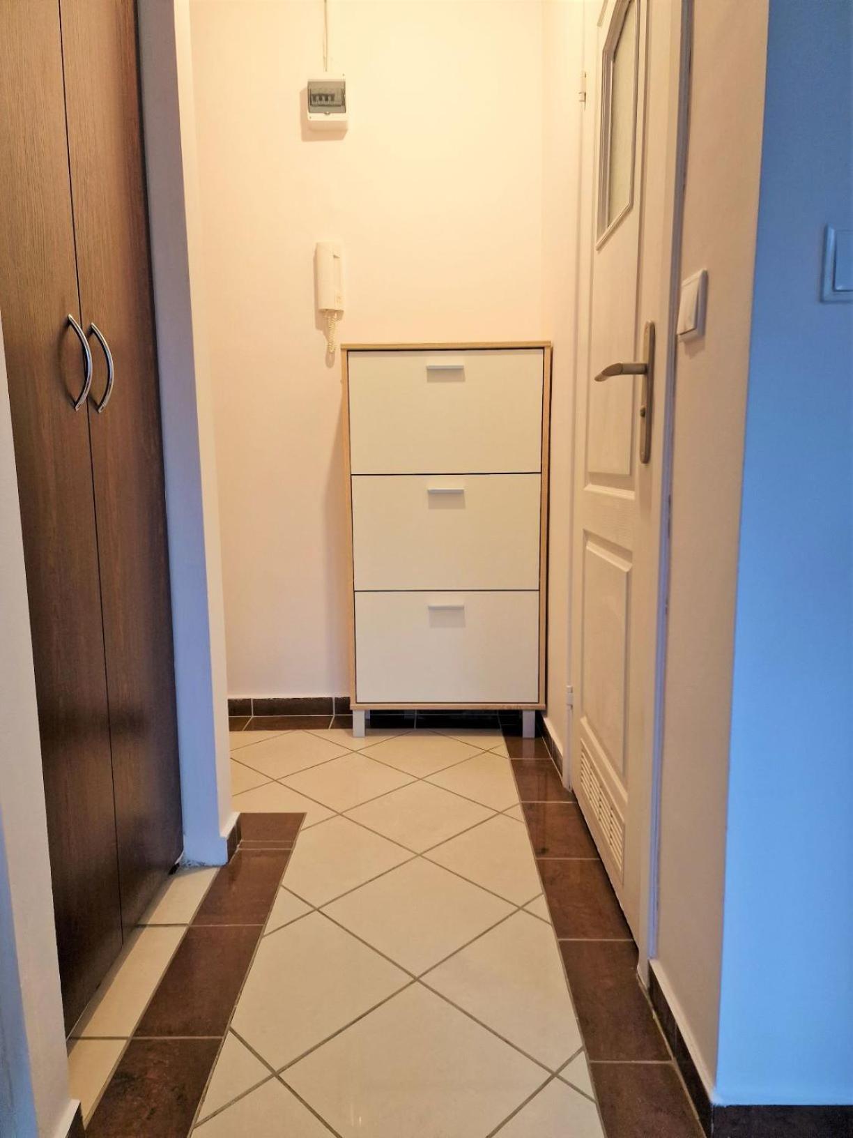 Przytulny I Cichy Apartament Blisko Centrum Варшава Екстериор снимка